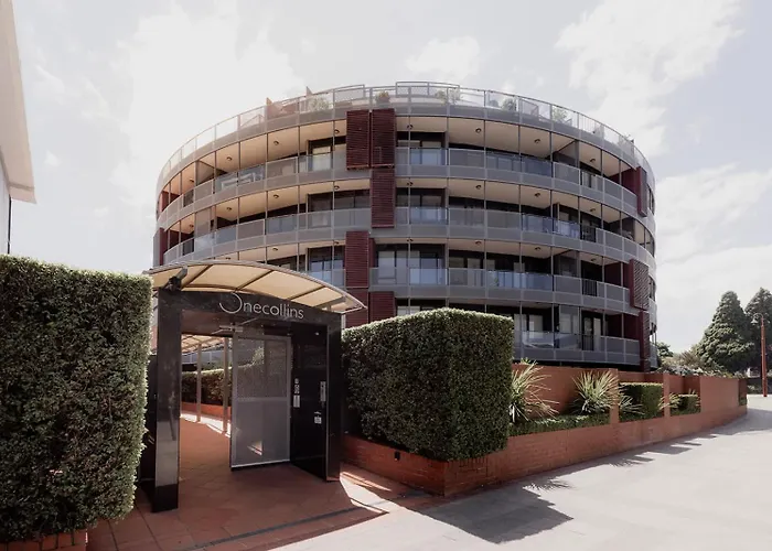 Inner-City 2 Bedroom Apartment - Perfectly Located